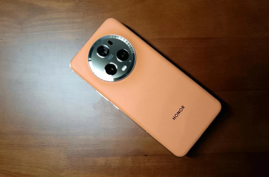 荣耀Honor Magic5 Pro英国亚马逊优惠250英镑 售价699英镑
