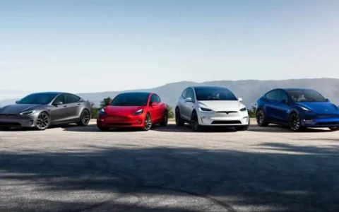 特斯拉Tesla美国对库存所有车型提供高达6300美元折扣