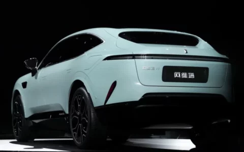 长安汽车：华为HUAWEI拟成立的新公司不造车，交易文件签署预计6个月内完成