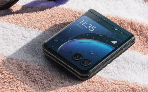 摩托罗拉美国官网网络星期一motorola razr+ 2023手机优惠300美元