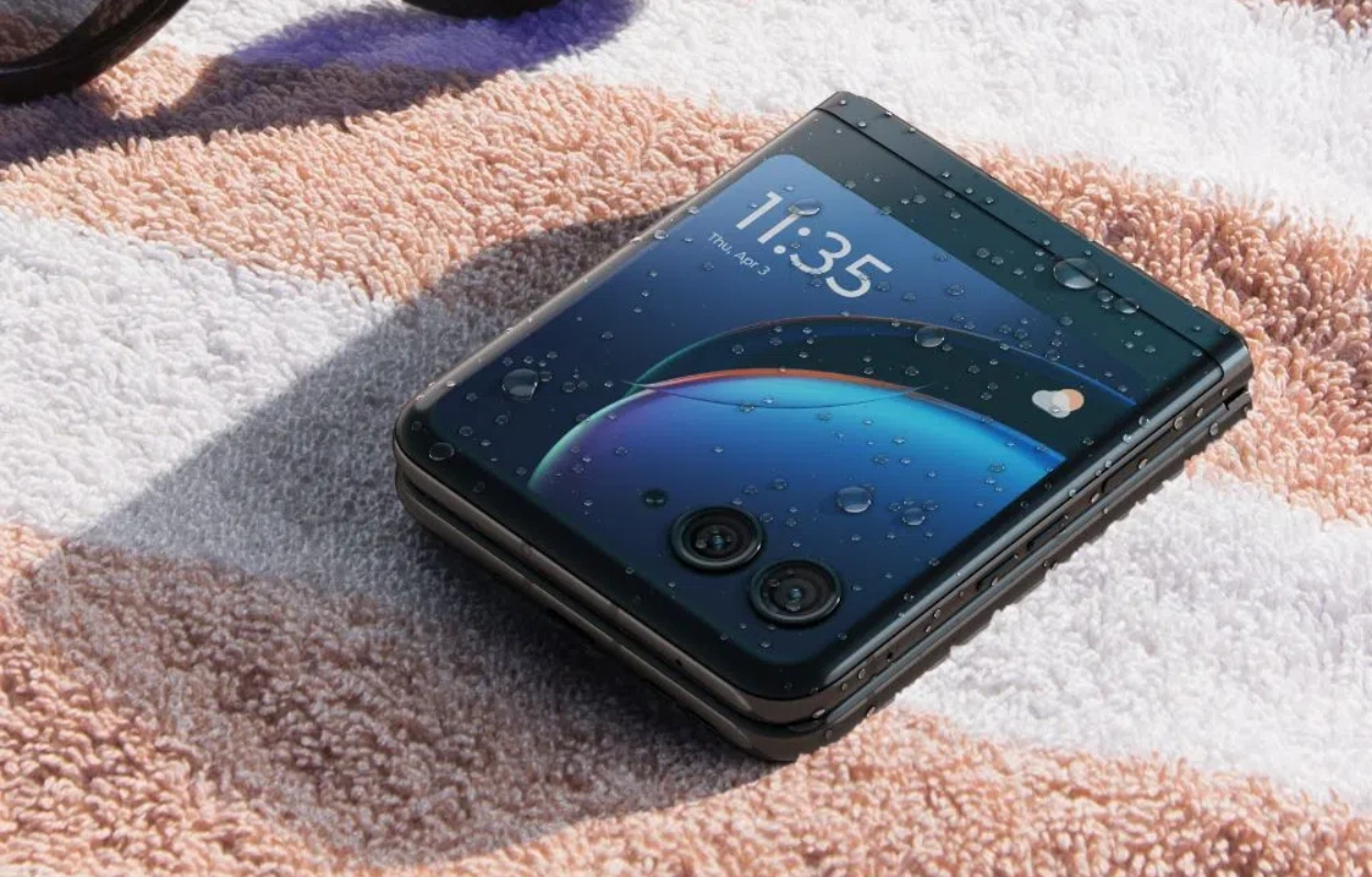 摩托罗拉美国官网网络星期一motorola razr+ 2023手机优惠300美元