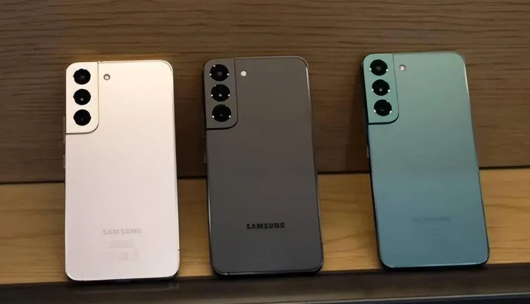 网络星期一优惠：三星Samsung Galaxy S23美国亚马逊优惠100美元，售价700美元