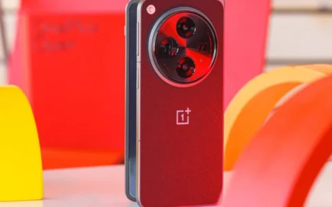 印度一加OnePlus Open更新：允许用户在拍照模式下设置特定的曝光值