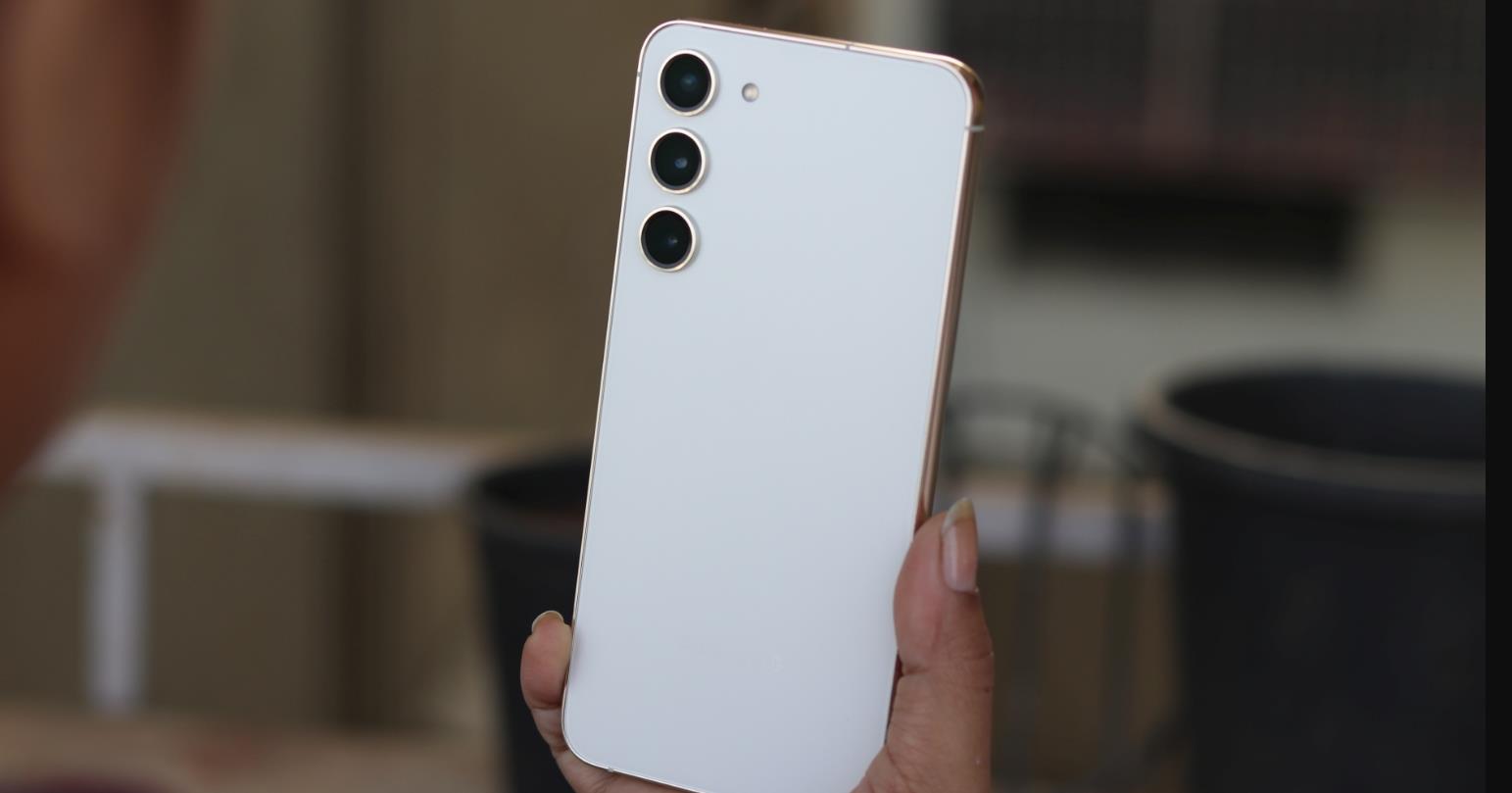 传闻三星Samsung Galaxy S25和S25+可能有更好的摄像头