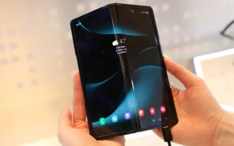 美国BEST BUY优惠：三星Samsung Galaxy Z Fold 5 (256GB未锁版)优惠300美元，售价1499.99美元