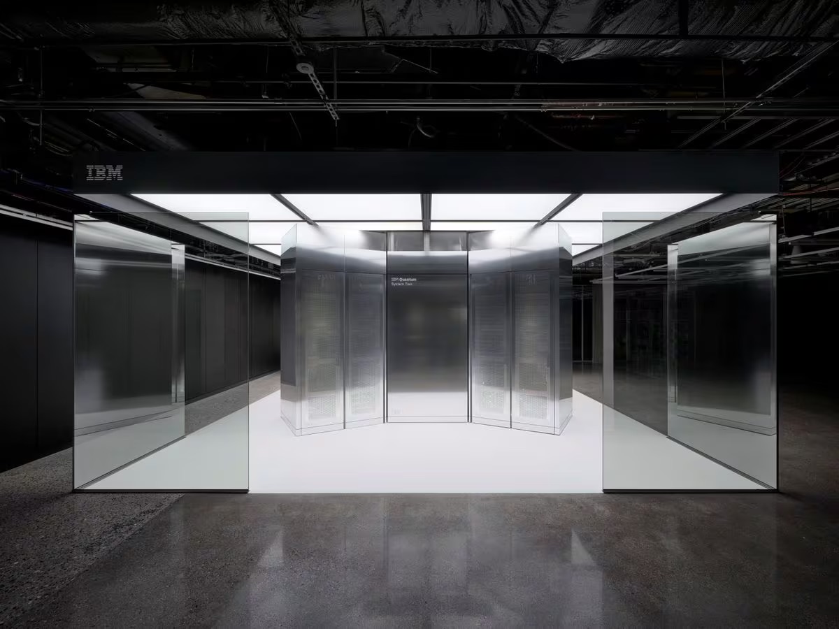 IBM推出模块化量子计算机，瞄准2033年超级计算机