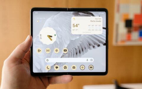 最佳旗舰可折叠手机推荐：谷歌Google Pixel Fold美国亚马逊1449美元