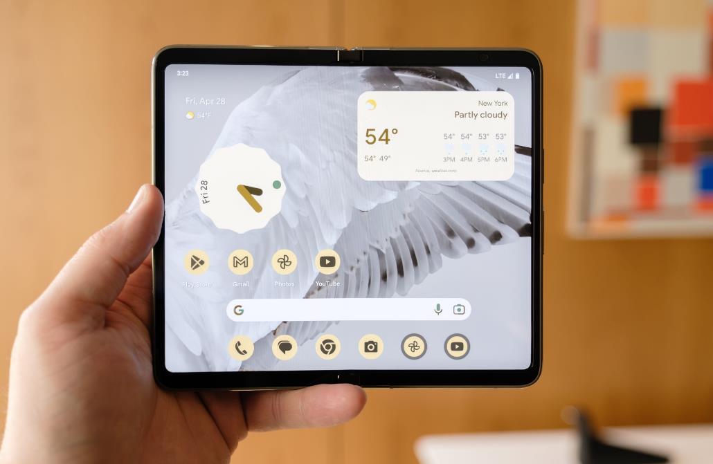 最佳旗舰可折叠手机推荐：谷歌Google Pixel Fold美国亚马逊1449美元