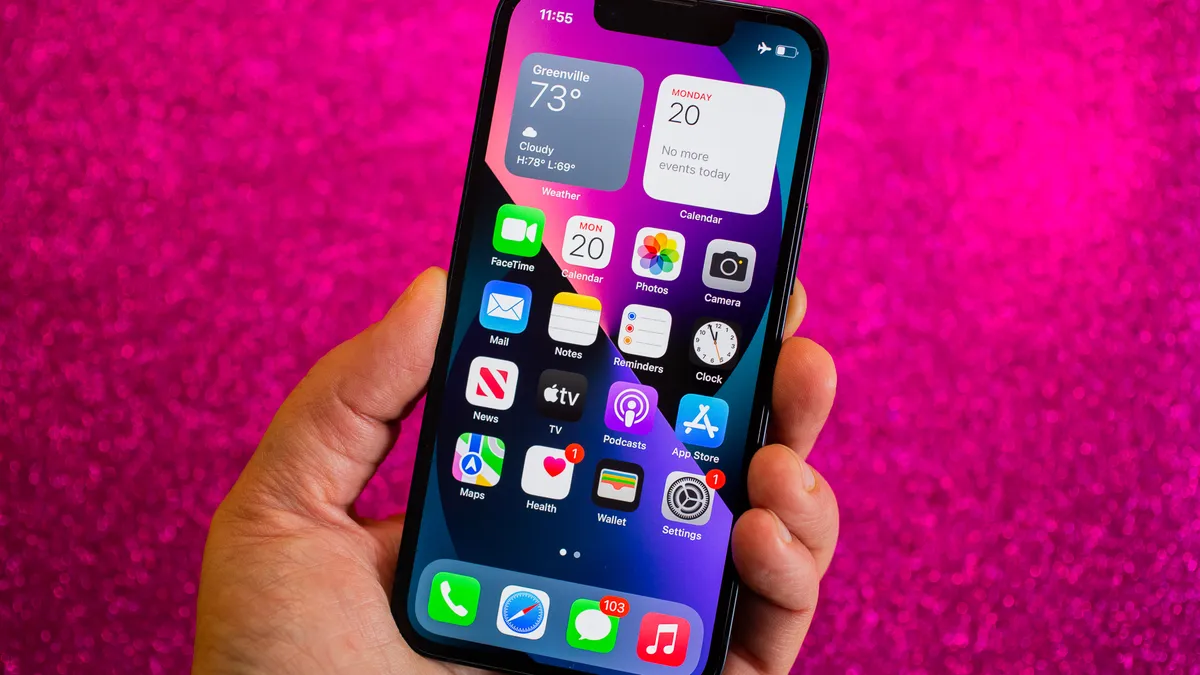 苹果 iPhone 产品线留下500美元空缺，安卓填补市场需求