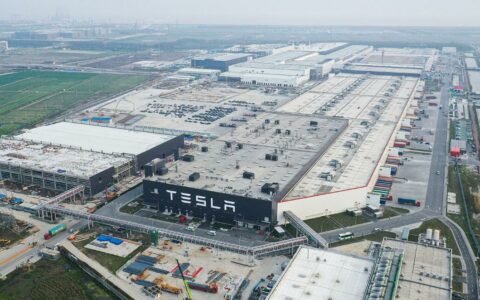 消息称特斯拉Tesla计划重启上海三期工厂项目