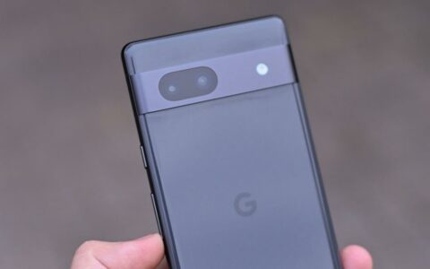 英国亚马逊优惠：谷歌Google Pixel 7a和Pixel 30W充电器套装优惠70英镑，售价379英镑