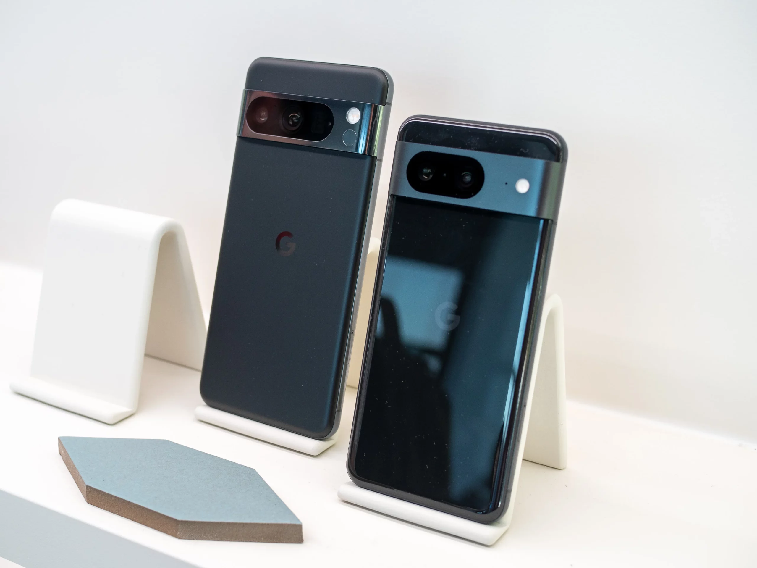 谷歌Google Pixel 8是否支持无线充电？