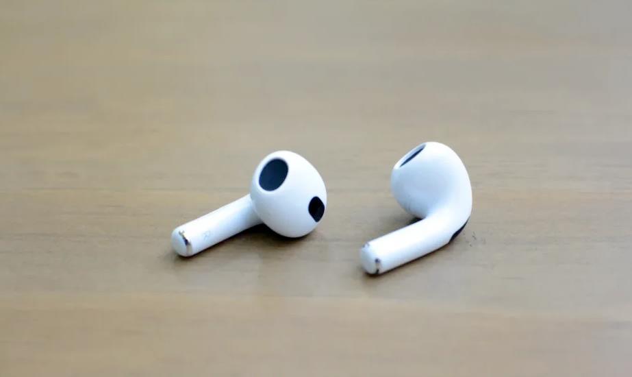 苹果Apple第三代AirPods在亚马逊重新上市 售价140美元