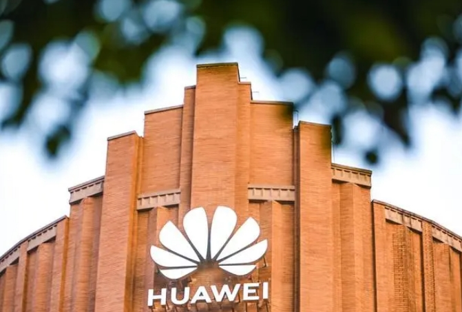 Huawei 余承东：敢于说出遥遥领先，是因为我们确实领先太多