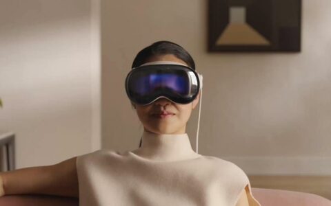 供应链：目前已做好年产100万台苹果Apple Vision Pro的准备