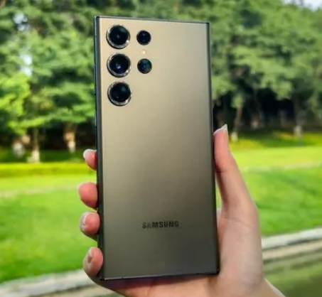 三星Galaxy S23 Ultra真实评测 万元机皇性价比超高