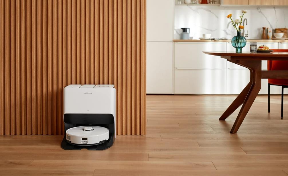 Roborock S8 Pro Ultra扫地机器人在加拿大亚马逊优惠600美元，售价1599美元