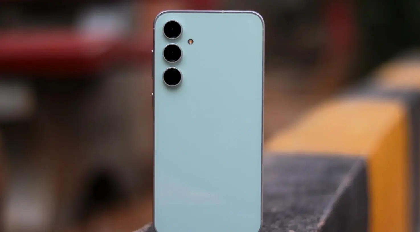 三星Samsung Galaxy S23 FE提前登陆欧洲 自带免费Buds FE