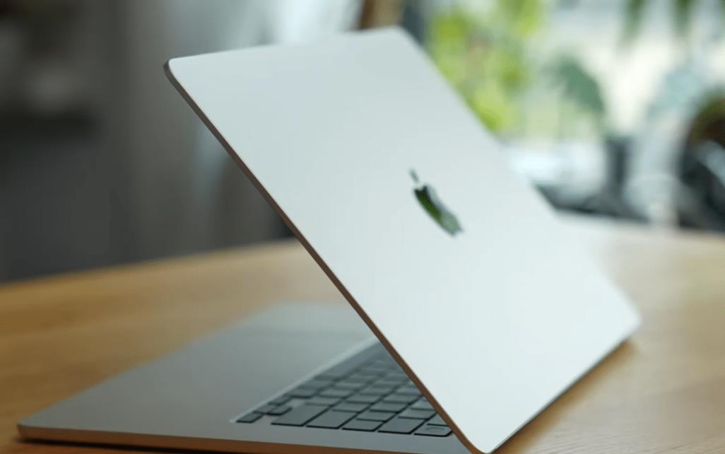 美国BEST BUY苹果Apple M2 MacBook Air 13.6英寸笔记本电脑优惠200美元，售价899美元