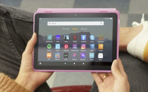 打折40%！ 美国亚马逊Fire HD 8优惠40美元，售价60美元