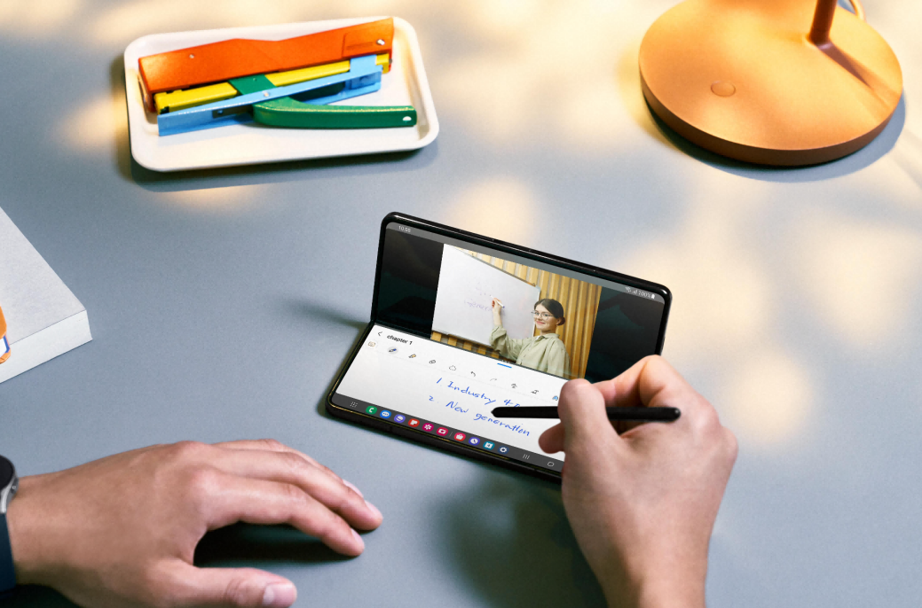 三星Galaxy Z Fold5双旦促销全面开启 购机即享好礼四选一