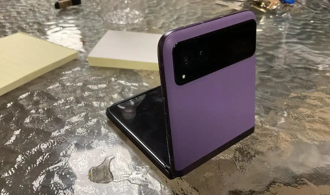 Apple iPhone 14 Pro用户购买Motorola razr 2023只需69.99美元 最高优惠630美元