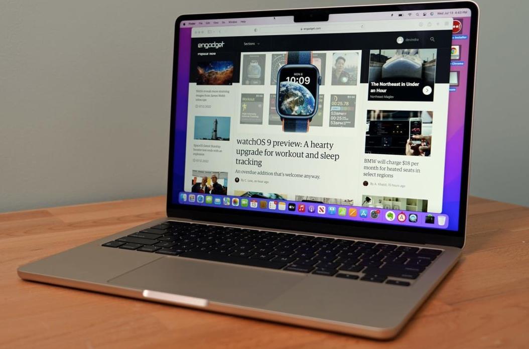 Apple MacBook Air 13.6英寸美国B&H优惠200美元，售价1299美元