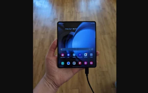 Best offer！ This saves you $1,384 by buying the Galaxy Z Fold5 for just $536