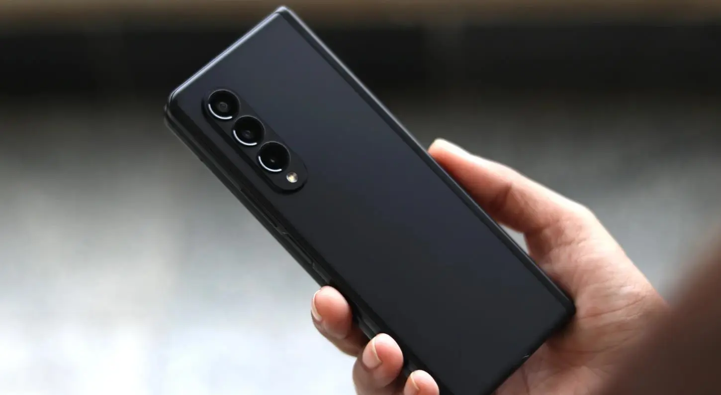 三星Samsung Galaxy Z Fold 3迎来Android 14更新