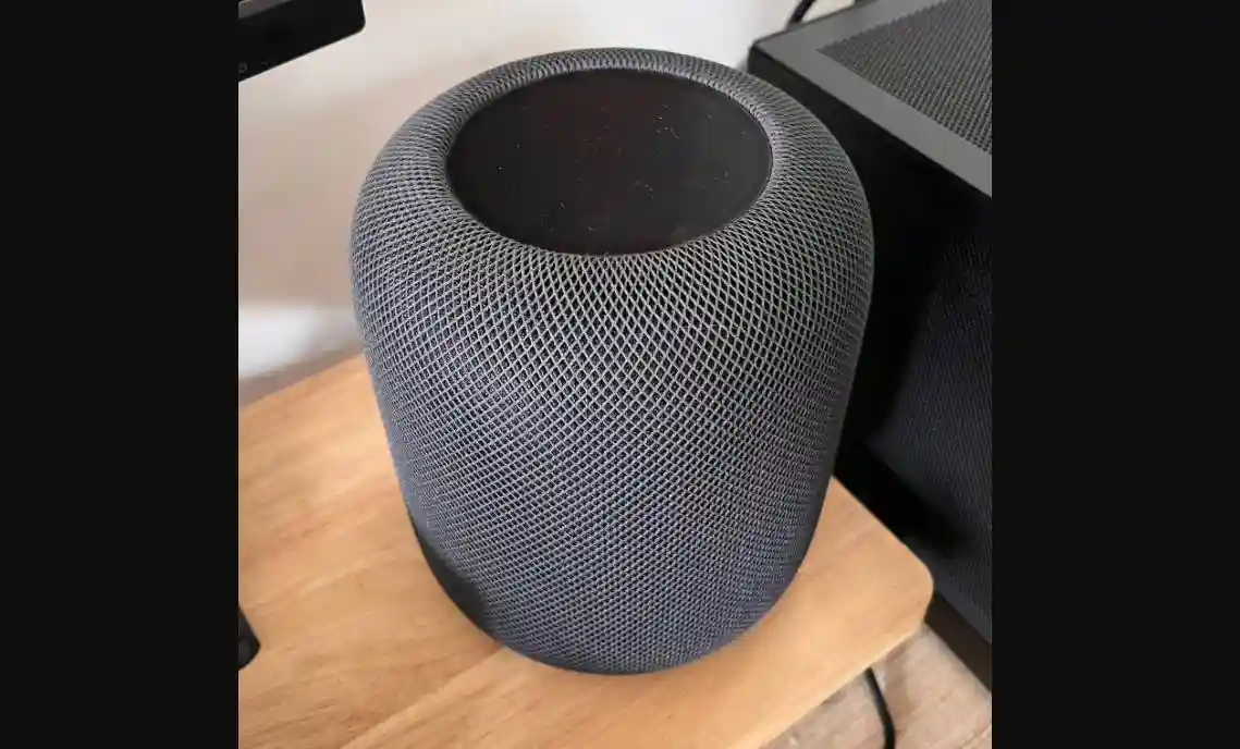苹果Apple新款HomePod 3音箱曝光 采用弧形上盖