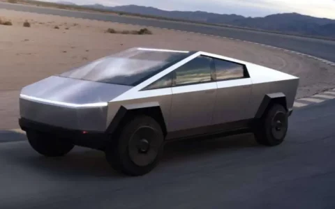 特斯拉Tesla Cybertruck童车亮相 儿童版的未来感皮卡