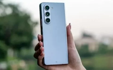 三星Samsung Galaxy Z Fold5：体验折叠屏，玩一次就回不去了