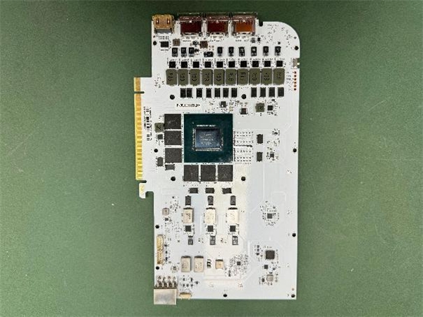 影驰 20 周年 RTX 4070 纪念版 携手DLSS 3“流畅”一整年