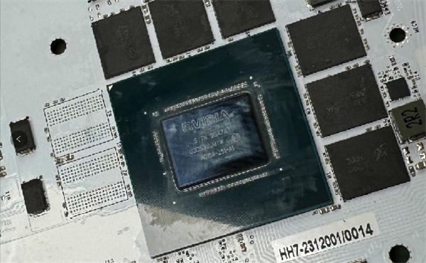 影驰 20 周年 RTX 4070 纪念版 携手DLSS 3“流畅”一整年