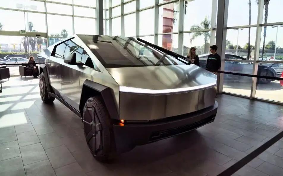特斯拉Tesla修改Cybertruck购买协议：车主一年内转手需支付违约金