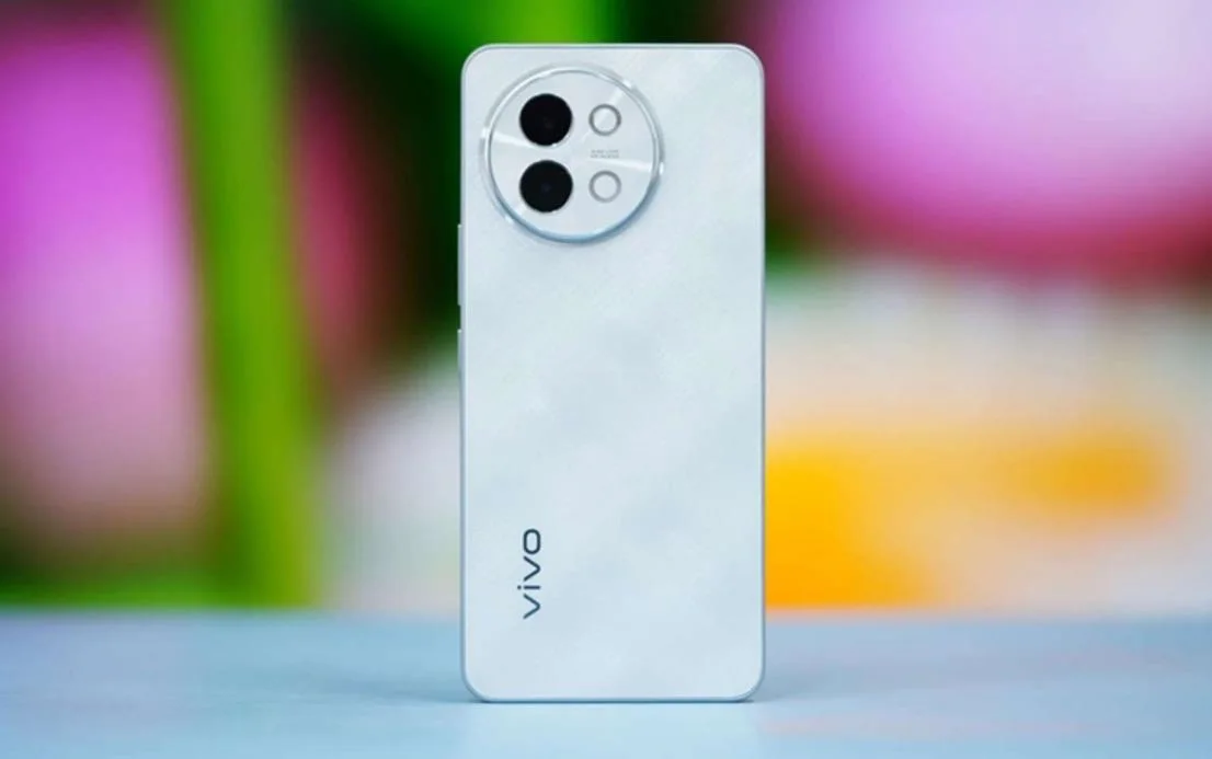 vivo S18e评测：综合评分7.5分