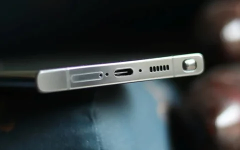 三星Samsung Galaxy S24 Ultra传闻：机身将采用钛材质
