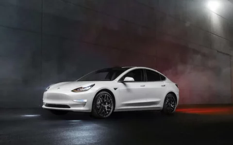 特斯拉Tesla调整Model Y型车里程预估值 更接近现实？