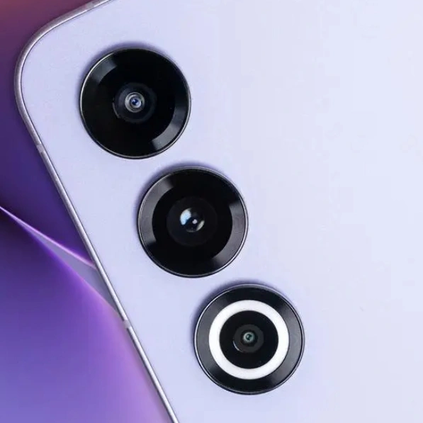 相差300元的Meizu魅族21和Redmi 红米K70 Pro谁更值得购买？两款手机区别对比