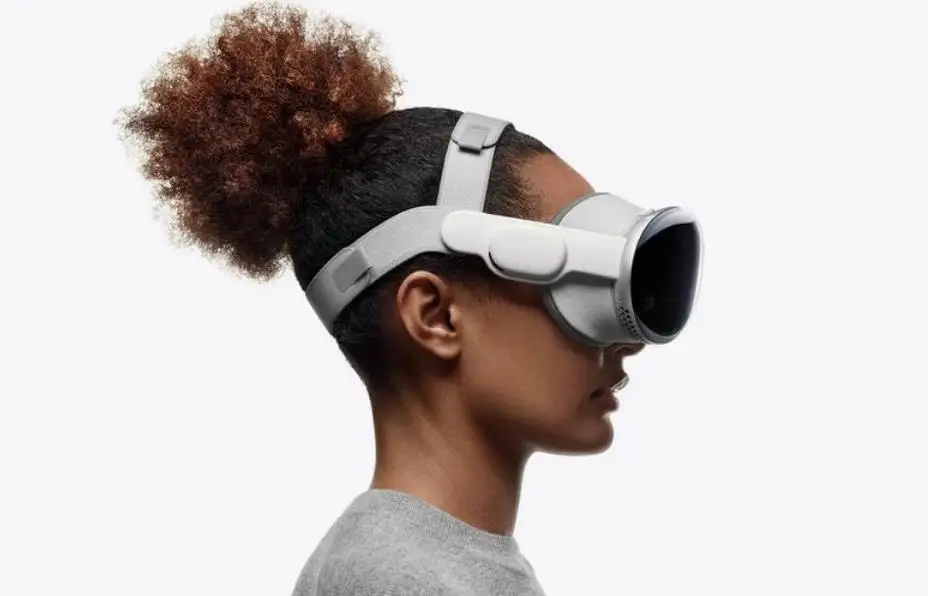 苹果Apple Vision Pro耳机发布 提供个性化双环带