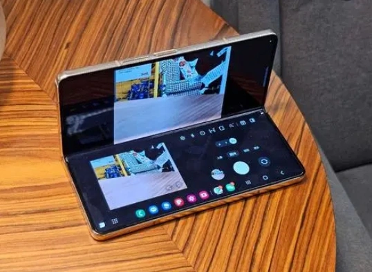 从水果换到三星Samsung Galaxy Z Fold5，发现折叠屏如此有趣