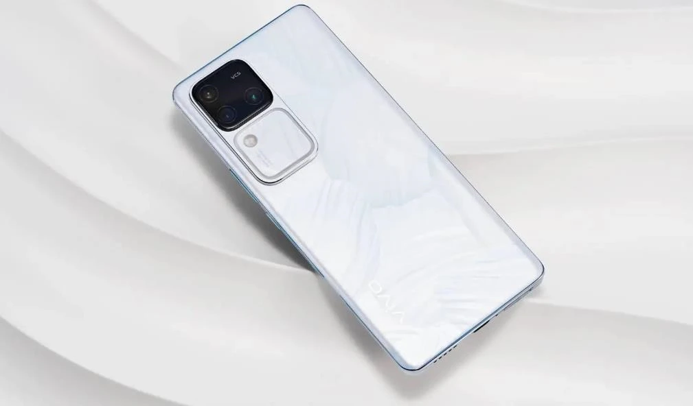 vivo S18 Pro评测：综合评分8.7分