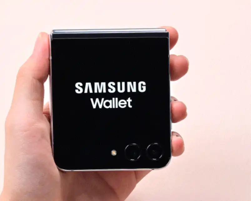 如何巧用三星Galaxy Z Flip5？详解大视野智能外屏的精彩交互体验