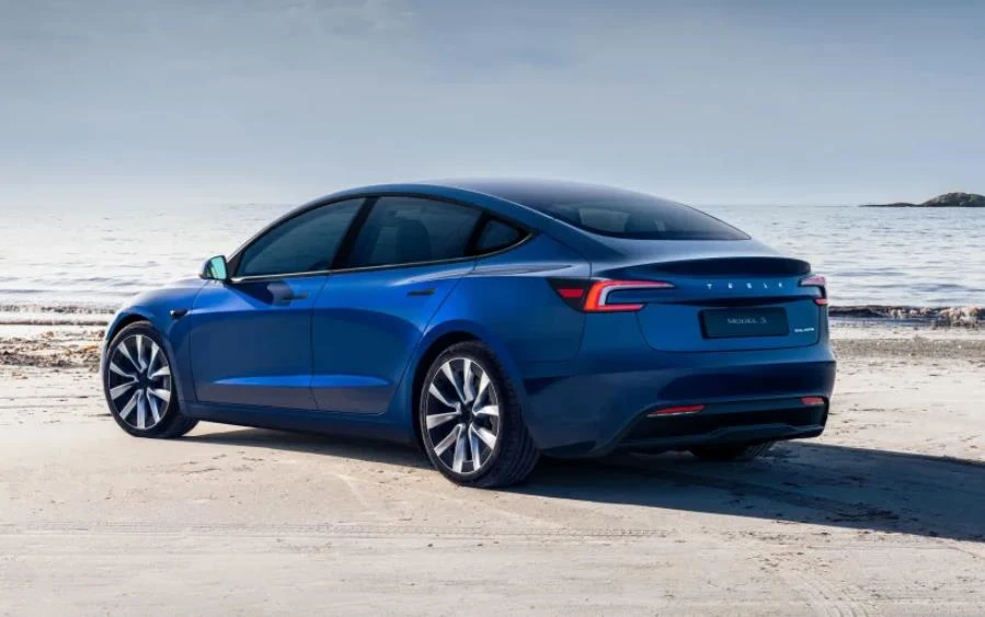 特斯拉Tesla新款Model 3上市：外观升级