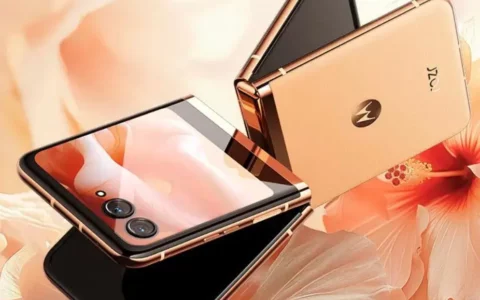 摩托罗拉MOTOROLA Razr 40 Ultra柔和桃限定版手机开售 搭载骁龙 8 +芯片