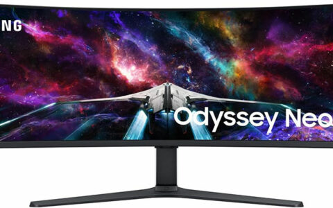 三星Samsung Odyssey Neo G9系列在美国亚马逊可以省500美元，仅售2000美元！