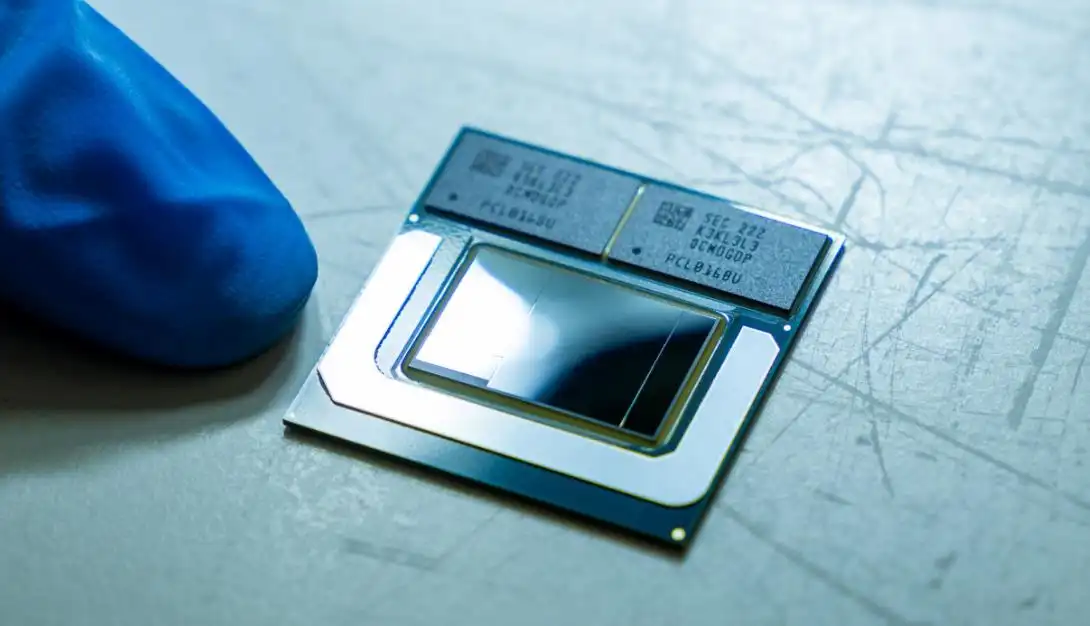 Intel发布新一代酷睿处理器家族：Arrow Lake与Lunar Lake引领技术革新