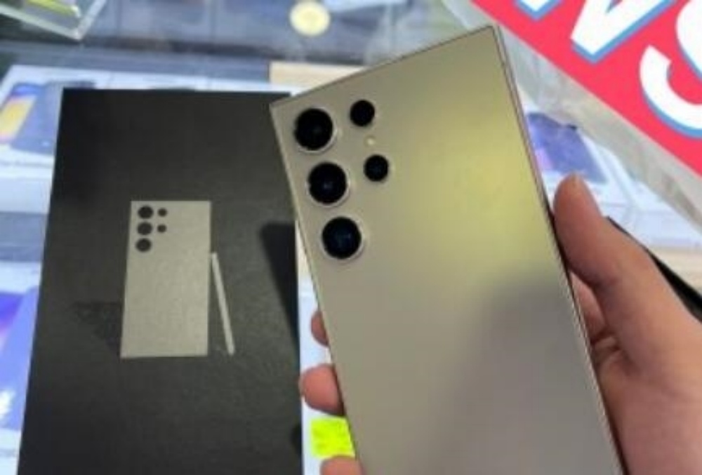 Samsung Galaxy S24 Ultra真机图曝光：新机即将发布