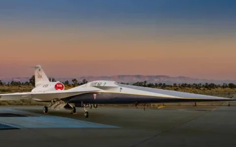 美国NASA X-59静音超音速飞机亮相：音爆仅75分贝