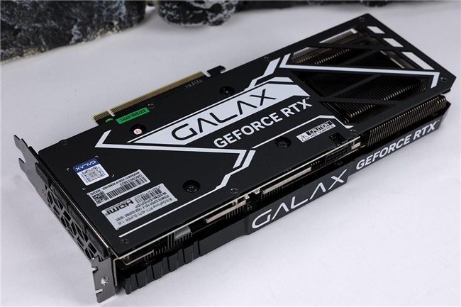 硬朗大将在线秀肌肉！影驰RTX 4070 SUPER大将评测